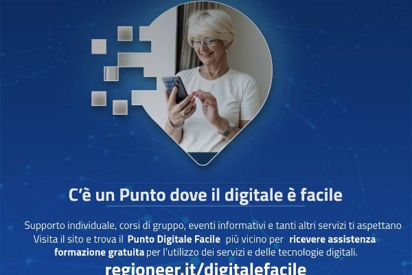 Card Social_Digitale Facile_anziana